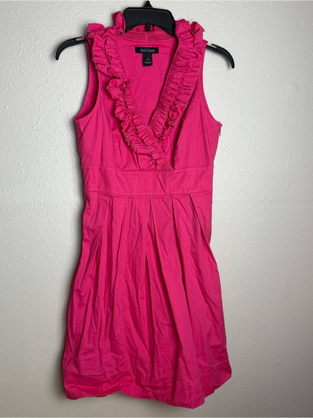 White House Black Market Pink Ruffle V-Neck Sleeveless Dress Size 2